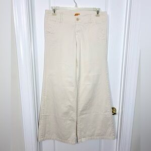 Y2K BCBGeneration Ultra Wide Leg Pants Beige Size 10